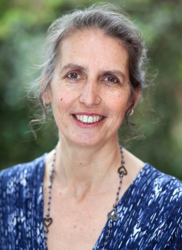 Debbie Jones3131colweb